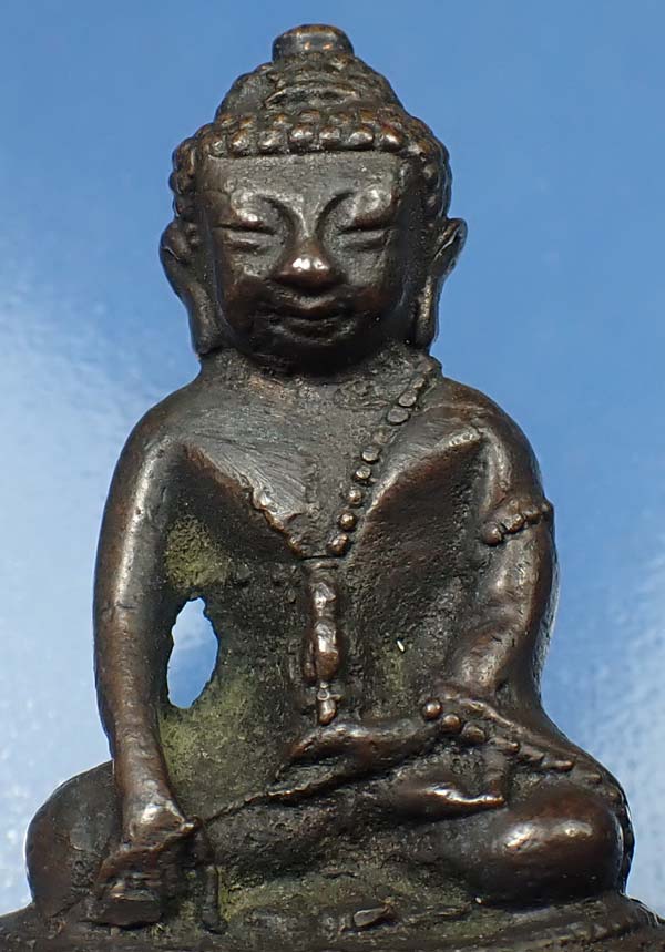 พระกริ่งบัวบาน อาจารย์นอง วัดทรายขาว นวโลหะสวยกริ๊บ+บัตรรับรองพระแท้*176