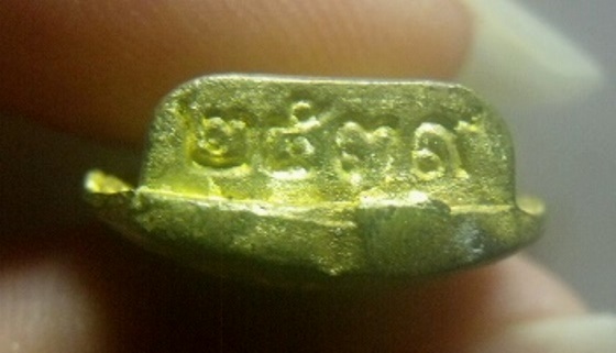 **เบา​ๆ​**เหรียญหล่อโพธิ์ทอง หลวงพ่อเงิน วัดบางคลาน รุ่นสร้างอุโบสถ วัดลำนัง จ.พิจิตร ปี ๒๕๓๙**สวยๆ