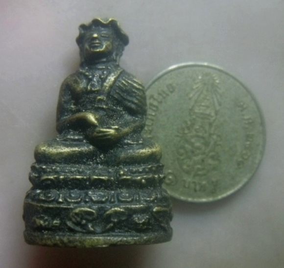 **เบาๆ**รูปหล่อพระอุปคุตปางจกบาตรมหาลาภ เนื้อโลหะผสม เก่าๆ สวยๆ ไม่ทราบที่**เนื้อจัด เชิญชมครับ