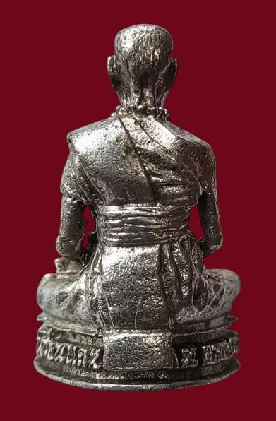 รูปหล่อหลวงพ่อทบธัมมปัญโญ รุ่นฉลองอายุ๙๗ปี เนื้อชุบนิเกิล ปี2518