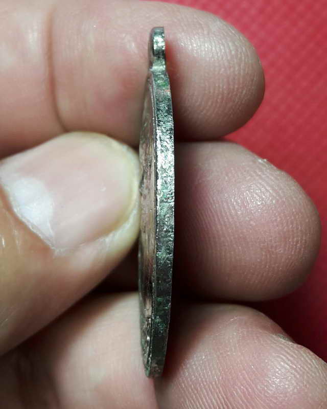 เหรียญรุ่น 7 ท่านพ่อสุ่น ธมฺมสุวณฺโณ วัดปากน้ำแหลมสิงห์ จ.จันทบุรี (เคาะเดียวแดง)