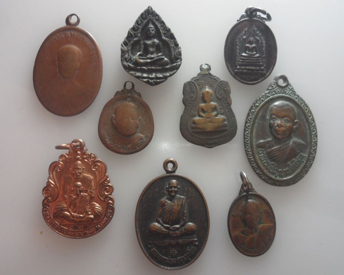 ชุด ๘ เหรียญ (3)