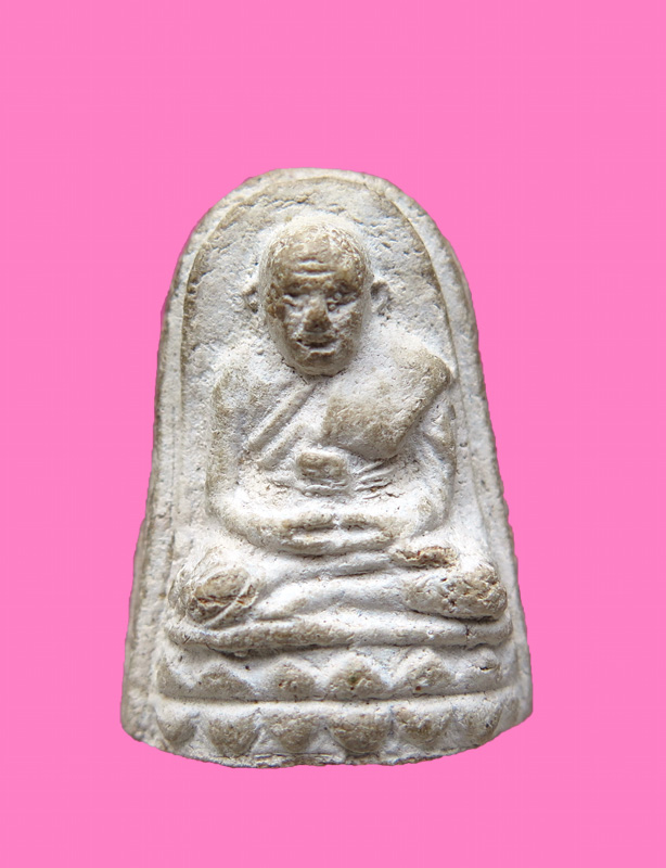 พระหลวงพ่อทวดผงว่าน  หลวงพ่อเล็ก วัดสันติคีรีศรีบรมธาตุ(วัดเขาดิน) จ.กาญจนบุรี 