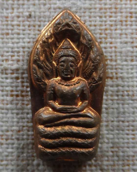 ปรกใบมะขาม หลวงพ่อเปิ่น วัดบางพระ จ.นครปฐม 