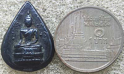 *พิมพ์กลีบบัวเล็ก หลวงพ่อวัดไร่ขิง ปี๒๕๑๔ เนื้อเมฆพัตร*