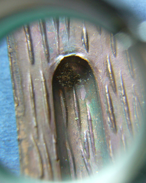 T6 พระร่วง หลังลิ่ม วัดนิคมศรีสำโรง จ.สุโขทัย ปี 2523 พร้อมกล่องเดิมจากวัด 