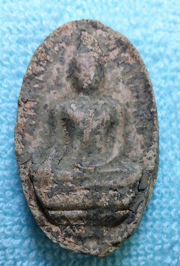 พระพุทธโคดม หลวงพ่อขอม วัดไผ่โรงวัว(  ปี2505  )///เคาะเดียวแดง///