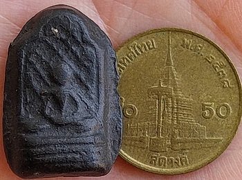 พิมพ์สมาธิ หลังตาราง ผงคลุกรัก จุ่มรัก