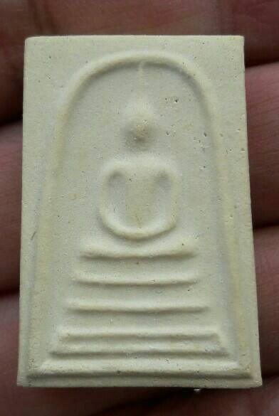 พระสมเด็จบางขุนพรหม พิมพ์เส้นด้าย วัดใหม่อมตรส ปี 2539 หลังตรายาง พร้อมกล่องเดิม เคาะเดียว(2)   