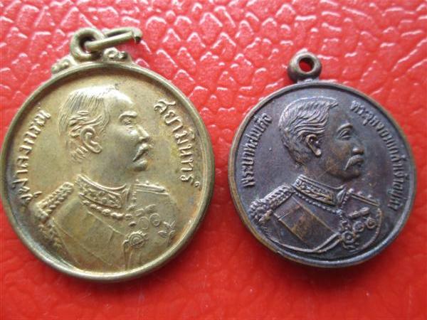 ***แพ็คคู่สุดคุ้ม***เหรียญที่ระลึก ร. 5  เนื้อทองเหลือง+เนื้อทองแดงรมดำ