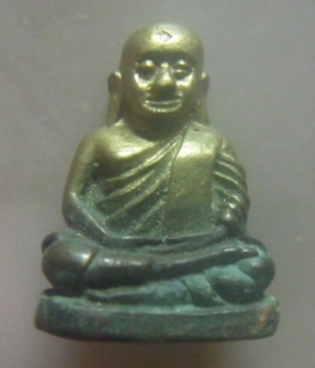 **เบาๆ**รูปหล่อหลวงพ่อเงิน วัดบางคลาน อ.โพทะเล จ.พิจิตร ปี ๒๕๔๐**มีโค้ด สวยๆ