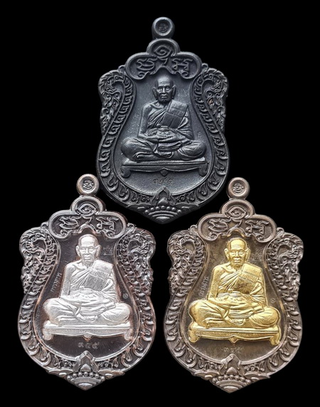 เคาะแรกแดง..สำเภา้ศรษฐี ๒๕๖๓..เลขสวย ๓๔๕ ตรงกัน รายละเอียดในโพสต์..ล.พ.พัฒน์ วัดห้วยด้วน จ.นครสวรรค์