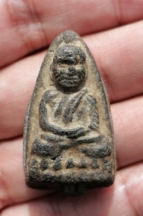 หลวงปู่ทวดเนื้อว่าน​ พิมพ์ใหญ่ วัดเขาอ้อ จ.พัทลุง จัดสร้างปี พ.ศ.2505​ เคาะเดียว    