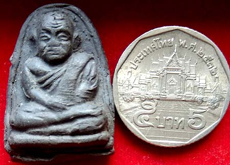 *หลวงพ่อทวดหมาน พิมพ์กลาง ซุ้มกอ เนื้อว่าน รุ่นแรก ปี๒๕๐๗ ท่านอาจารย์นอง วัดทรายขาว ปัตตานี(3)*