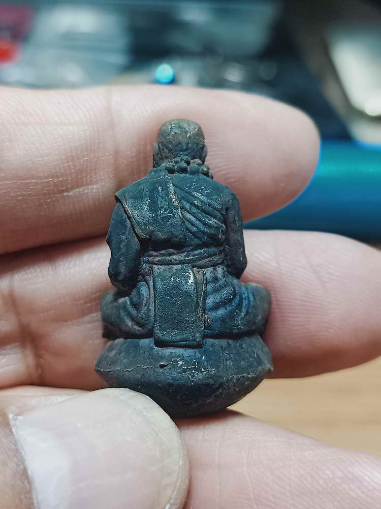 4-127 รูปหล่อเบ้าทุบ เจริญลาภ หลวงปู่คำปั่น ปัตถา วัดป่าโนนสวรรค์ จ.ร้อยเอ็ด กล่องเดิม