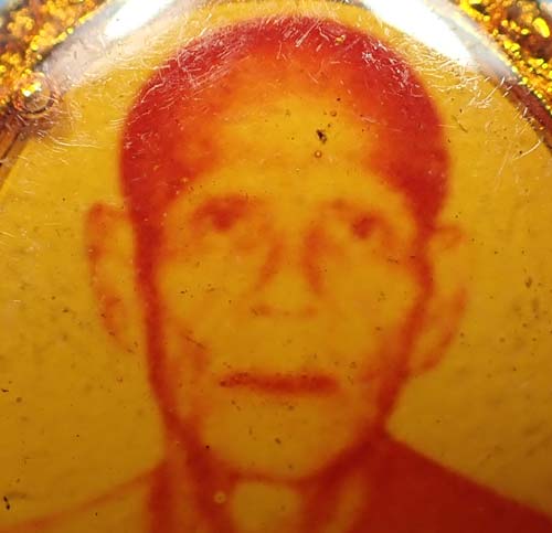 ขายขาดทุน!!!ล็อกเกตหลวงพ่อเนื่อง วัดจุฬามณี แท้เก่าแก่มาตั้งแต่ปี พ.ศ.๒๕๒๕+บัตรรับรองพระแท้*210