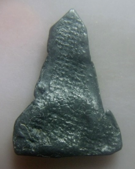 **เบาๆ**พระร่วงนั่ง เนื้อชินหลังลายผ้า เก่าๆ ไม่ทราบที่**สวยๆ เชิญชมครับ