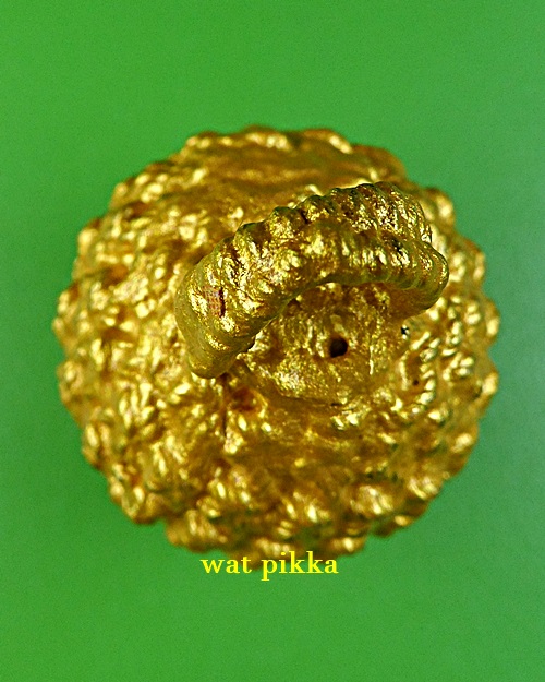 แก้วเพชรัตน์ถักเชือกลงทอง หลวงพ่อกาหลง วัดศรีประดู่ อุบลราชธานี .1A3.