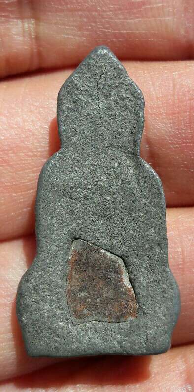 พระไม่ทราบที่ เนื้อชิน เคาะเดียว  