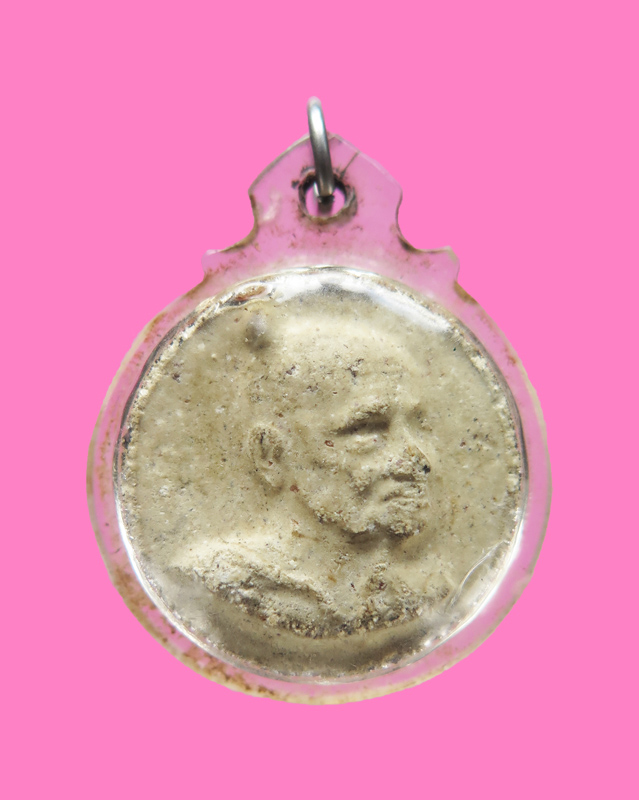 พระผงรูปเหมือน พิมพ์จันทร์ลอย หลวงพ่อบุญมี วัดอ่างแก้ว