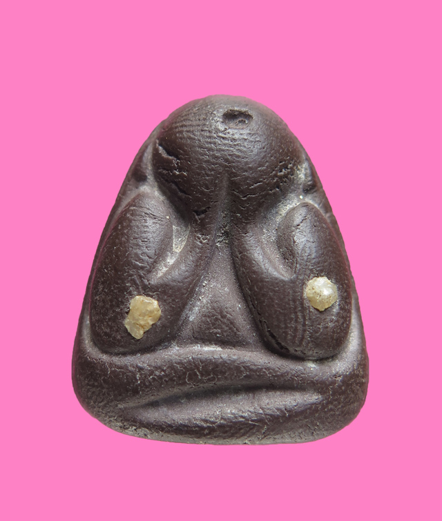 พระปิดตา เจ้าคุณวิเชียร วัดเครือวัลย์ ชลบุรี ปี 19