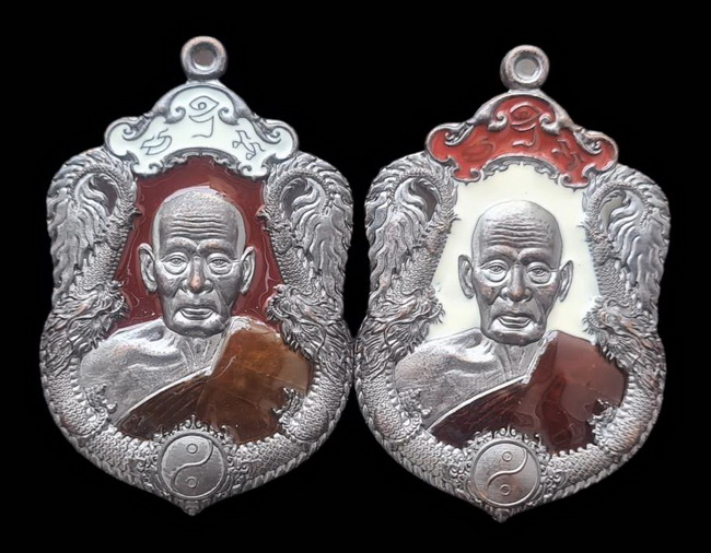 เคาะแรกแดง..มังกรพันล้าน ๒๕๖๓..ชนวนลงยา ๒ เหรียญ..ล.พ.พัฒน์ วัดห้วยด้วน จ.นครสวรรค์