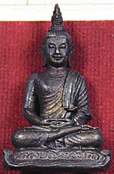 ๒๐ รูปหล่อหลวงพ่อไทยชนะศึก วัดธารชะอม สุโขทัย