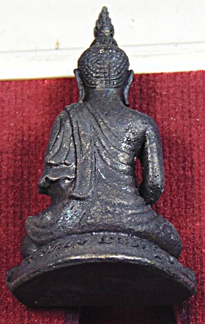 ๒๐ รูปหล่อหลวงพ่อไทยชนะศึก วัดธารชะอม สุโขทัย