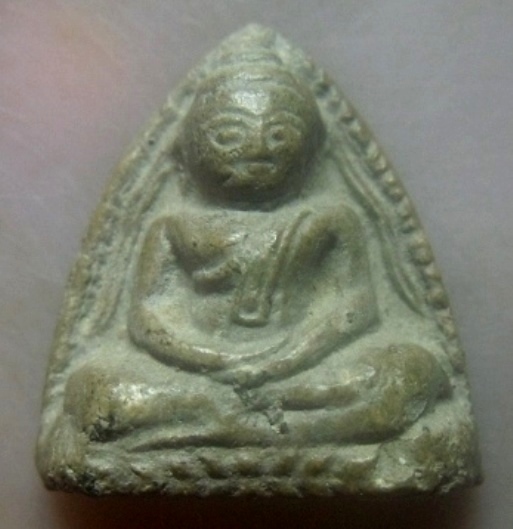 **เบาๆ**พระผงหลวงพ่อโต วัดโบสถ์สมพรชัย บางไทร จ.อยุธยา**สวยๆ