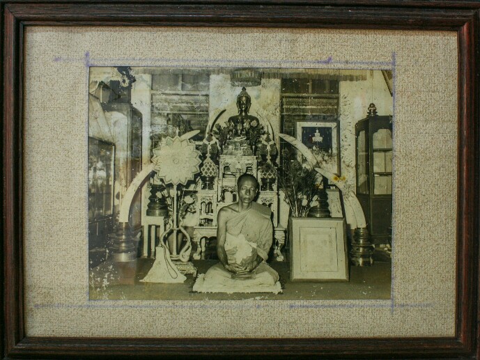 รูปภาพหลวงพ่อแผ่ว วัดโตนดหลวง จ.เพชรบุรี ปี ๒๕๑๗