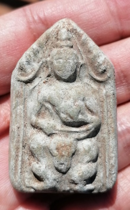 ขุนแผนขี่โหงพราย​ หลวงพ่อกวย​ วัดโฆษิตาราม​​ เรื้อผงพุทธคุณ ยุคต้น​ เคาะเดียว     