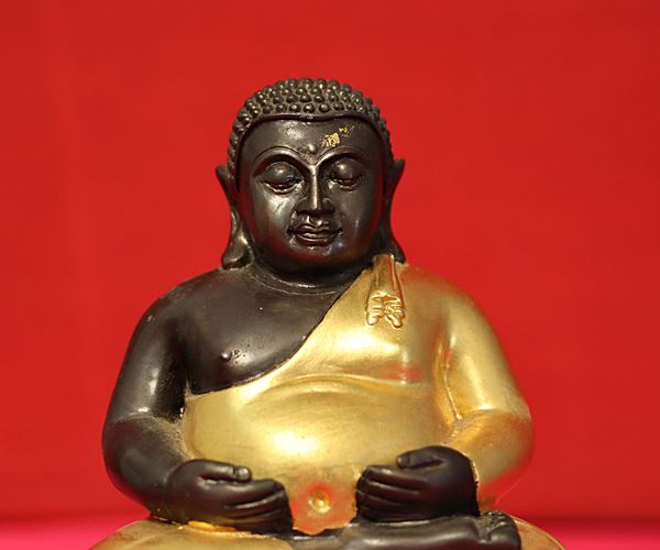 พระบูชาพระสังกัจจายน์มหาลาภรุ่นแรก หลวงพ่อเอียด วัดไผ่ล้อม ปี 2558 ฝังเหรียญดัง 2 เหรียญ