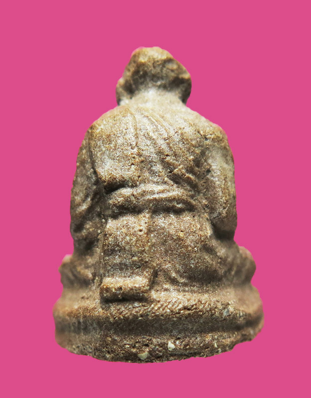 พระผงพิมพ์หลวงปู่ทวด ลอยองค์ ก้นดอกจัน ออกที่พระปฐมเจดีย์ ปี 13