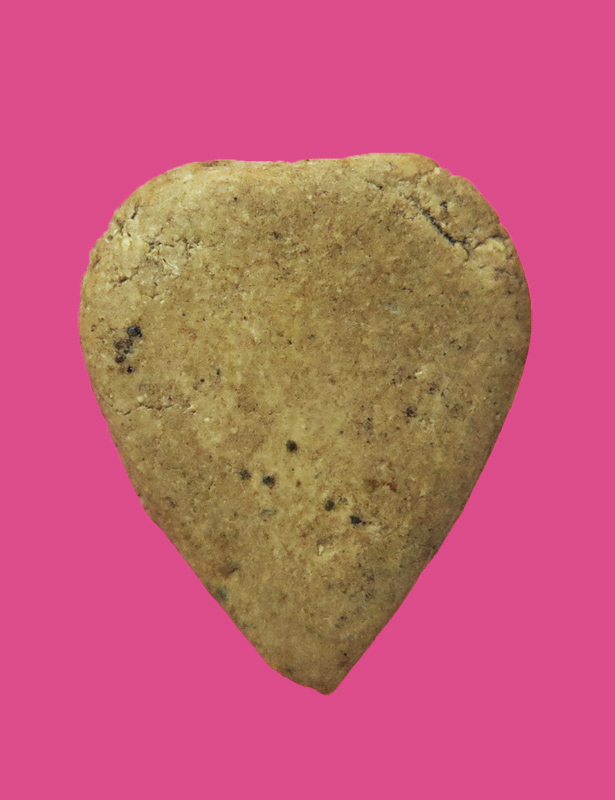 พระผง พิมพ์หัวใจพระพุทธ ฐานบัว ไม่ทราบที่ เก่ามาก