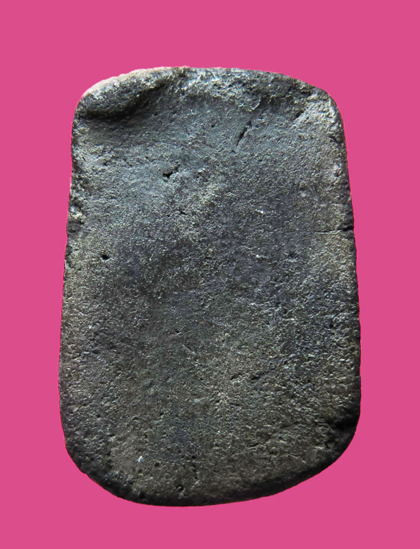 พระปิดตา เนื้อดิน เก่า ทรงนักษัตร ไม่ทราบวัด