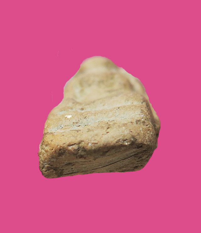 พระเนื้อดิน ไม่ทราบที่ ก้นปาดด้วย