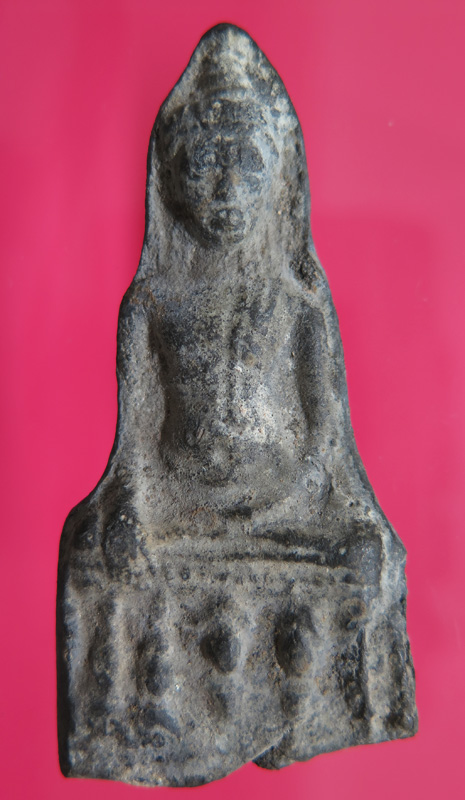 พระเนื้อชินเงิน พิมพ์อู่ทอง ลพบุรี (พระตัดจากพระสามพิมพ์ใหญ่)