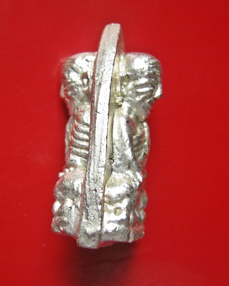 หลวงปู่ทวด พิมพ์เตารีดใหญ่ 2หน้า(กรรมการ) นวะพรายเงิน สมเด็จพระสังฆราช วัดบวรนิเวศวิหาร พ.ศ.2536 