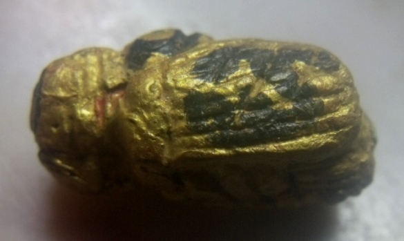 **เบาๆ**พญาต่อเงิน-ต่อทอง เนื้อผงทาทอง จารยันต์ เก่าๆ ไม่ทราบที่**วัตถุมงคลแห่งโชคลาภ สวยๆ