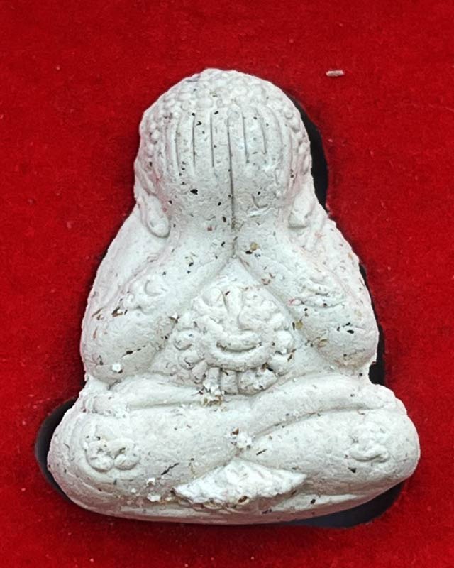 หลวงพ่อพัฒน์ ปุญฺญกาโม วัดห้วยด้วน จ.นครสวรรค์ รุ่นพระปิดตารวยทันใจ 3