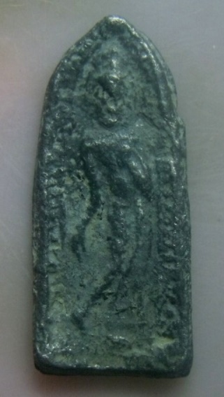 **เบา​ๆ​**พระพุทธปางลีลา เนื้อชินหลังลายผ้า เก่าๆ ไม่ทราบที่**เนื้อจัด สวยๆ เชิญชมครับ 