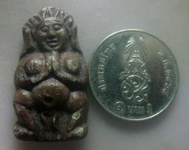 **เบาๆ**นางพิม หลวงพ่ออั๊บ เนื้อผง วัดท้องไทร จ.นครปฐม**หลังจารยันต์ เมตตามหานิยม โชคลาภ สวยๆ