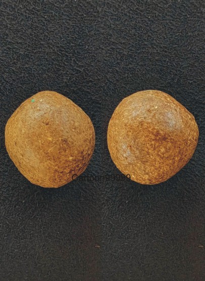 ลูกอมผงพราย ๕๙ ตน อาจารย์เปล่ง บุญยืน ฆราวาสเรืองเวทย์แห่ง จ.สุรินทร์ครับ