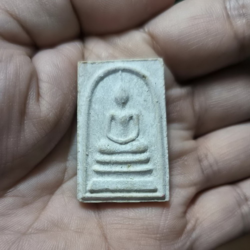 พระสมเด็จ อนุสรณ์ 100 ปี วัดพิกุลทอง 