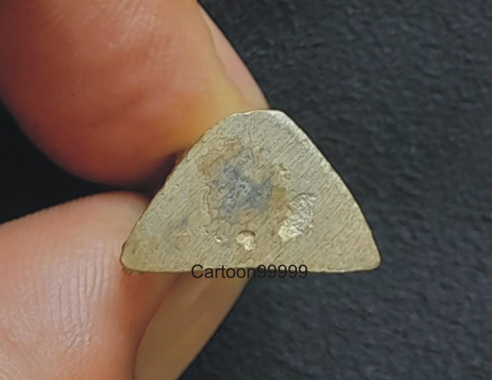 รูปหล่อเนื้อเงิน หลวงปู่สรวง (เทวดาเดินดิน) รุ่นวิสาขเพ็ญเดือน ๖ วัดไพรพัฒนา ปี ๔๐ ครับ สภาพสวย เดิม