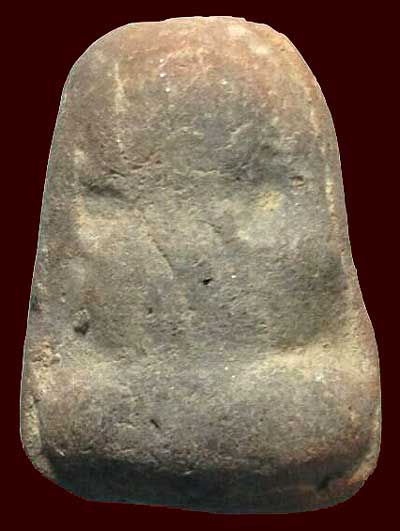 *ปิดตา หลวงปู่จันทร์ วัดบ้านยาง ราชบุรี เนื้อดินขุยปู*