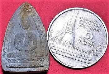 *พระพุทโธข้างเม็ด หลังยันต์น้ำเต้า เนื้อผง ปี๒๔๙๘ หลวงปู่เฮี้ยง วัดป่าฯ ชลบุรี*