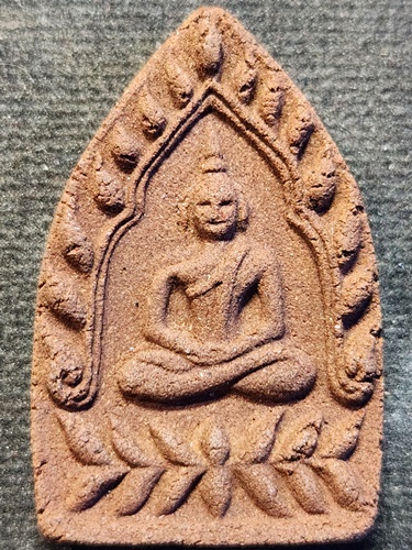 วัดท่าเสา จ. สมุทรสาคร พระผงเจ้าสัว หลวงพ่อทองอยู่ เนื้อผงยาจินดามณี 