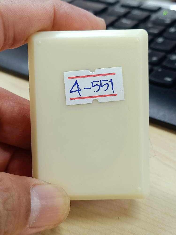 4-551 เหรียญพระพิฆเนศปางเสวยสุข รุ่นเหนือดวง วัดปุดเนียม ศรีสะเกษ 2568 รก.26 เลข 416 กล่องเดิม