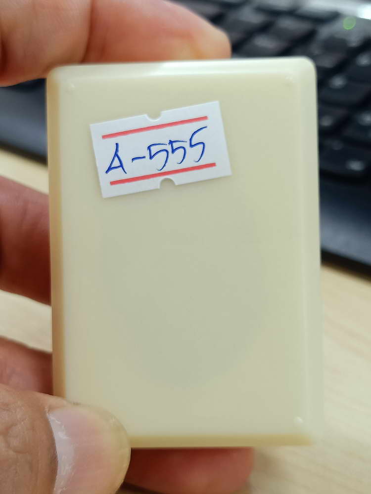 4-555 เหรียญพระพิฆเนศปางเสวยสุข รุ่นเหนือดวง วัดปุดเนียม ศรีสะเกษ 2568 รก.24 เลข 321 กล่องเดิม